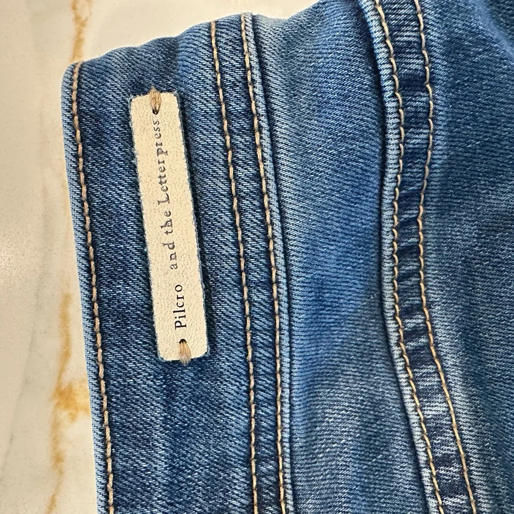 Women's Blue Jeans - Picture 3 of 5